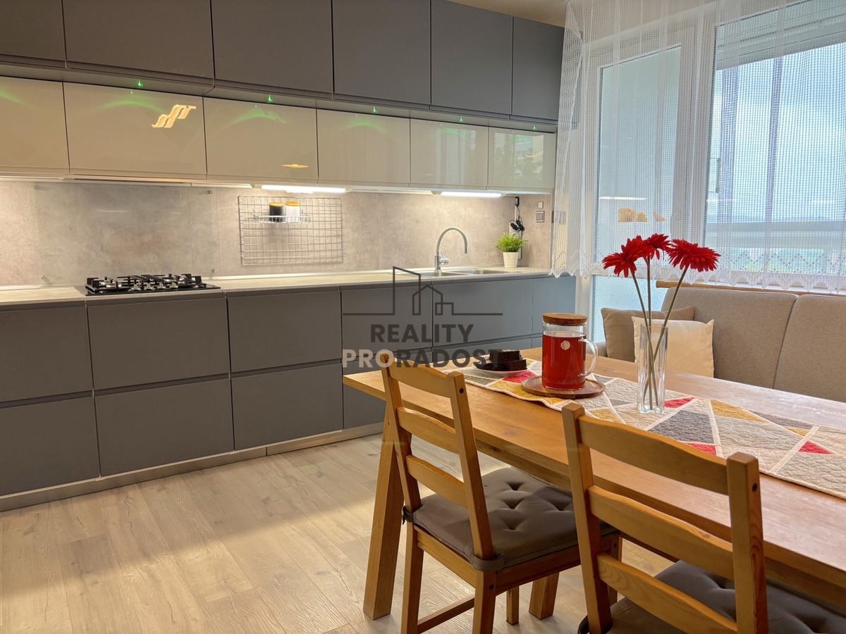 Fotografie 2 - Prodej bytu · 4+kk · 64 m²