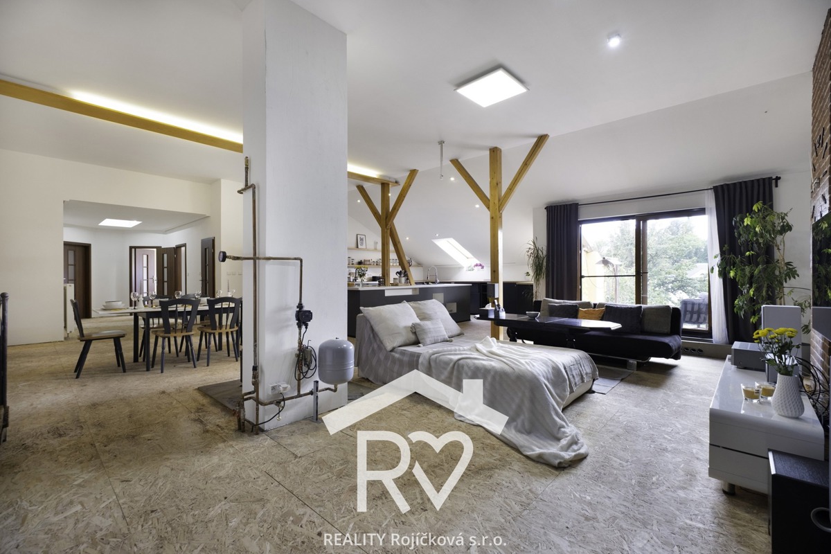 Fotografie 1 - Prodej domu · Rodinný · 482 m² · 5 pokojů
