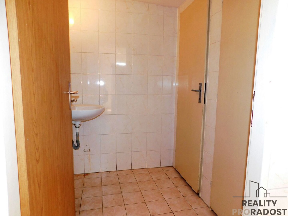 Фото 4 - Аренда коммерческой недвижимости · 30 m²