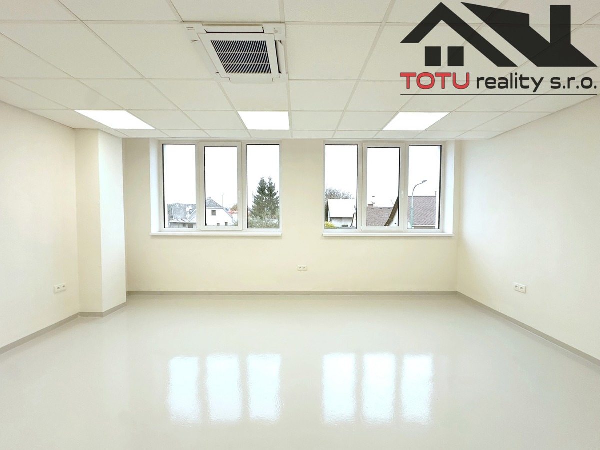 Фото 2 - Аренда коммерческой недвижимости · Офис · 29 m²