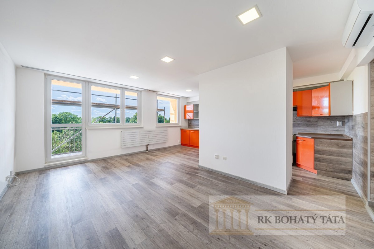 Фото 1 - Продаж квартири · 3+kk · 70 m²