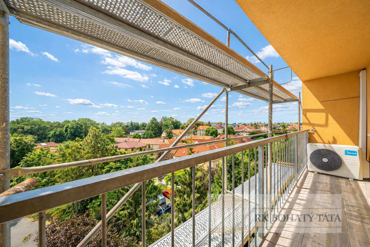 Фото 3 - Продаж квартири · 3+kk · 70 m²