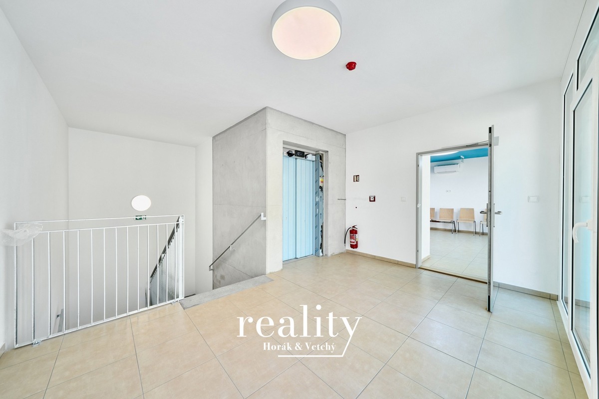 Photo 4 - Commercial property for rent · Office · 13 m²