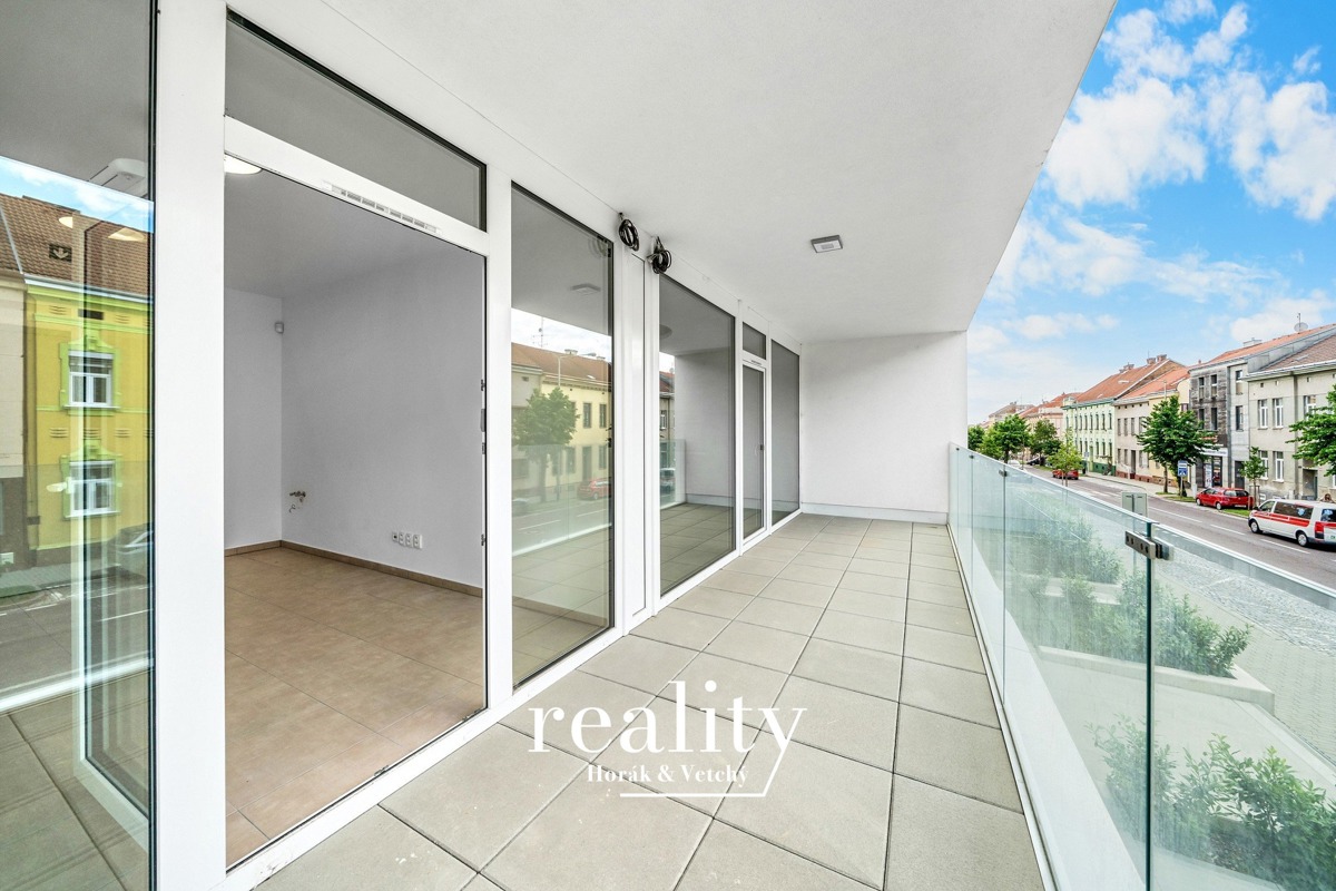 Photo 3 - Commercial property for rent · Office · 13 m²