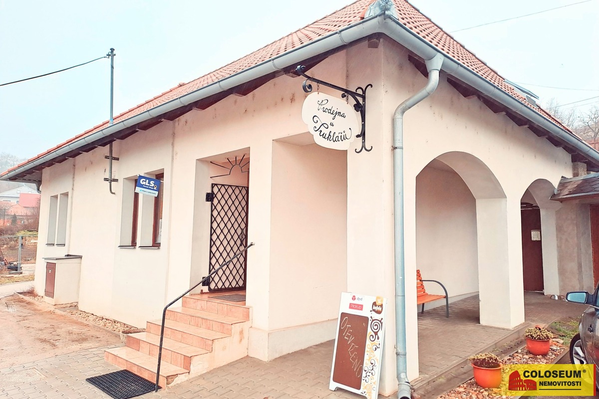 Photo 1 - Commercial property for rent · Retail space · 69 m²