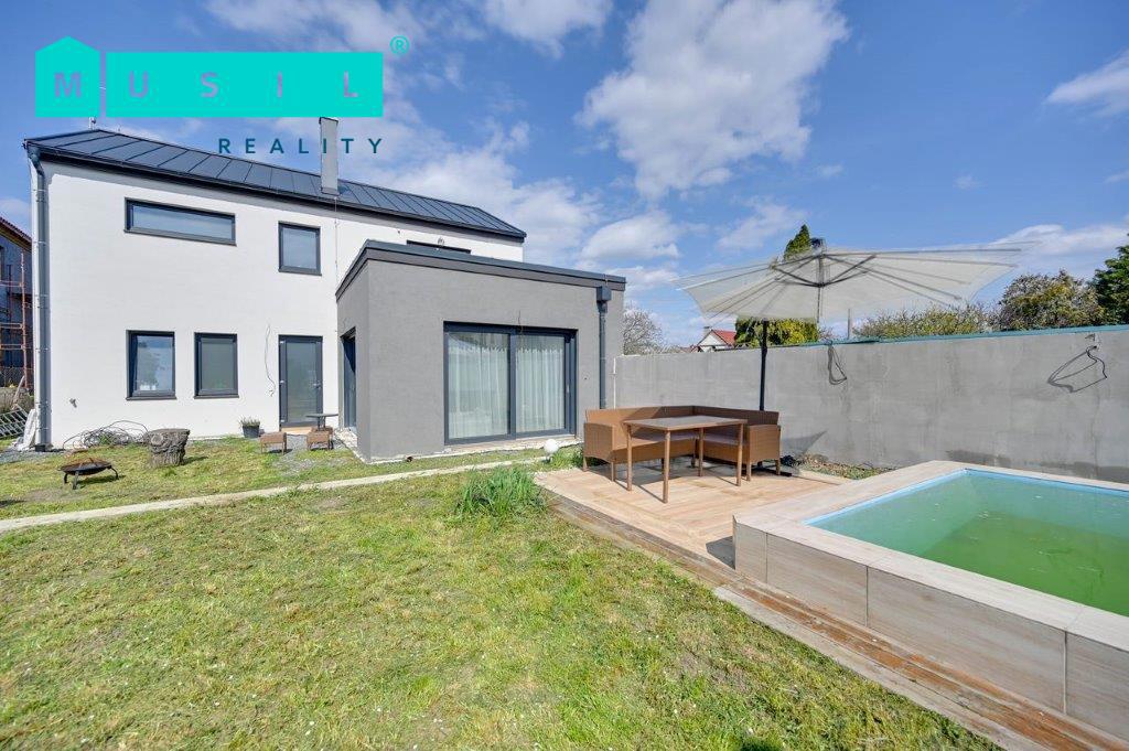 Фото 3 - Продажа дома · Семейный дом · 160 m² · 5 комнат