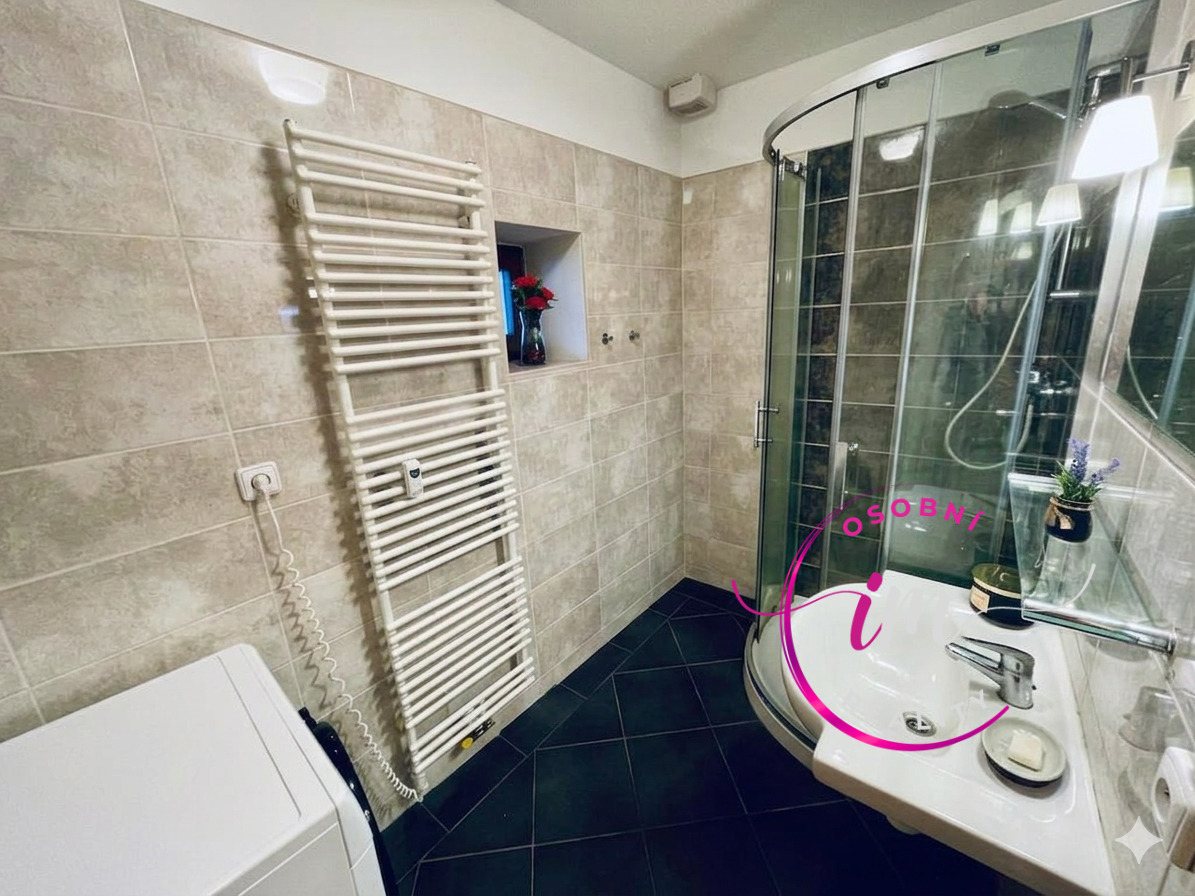 Photo 2 - Apartment for sale · 2+kk · 65 m²