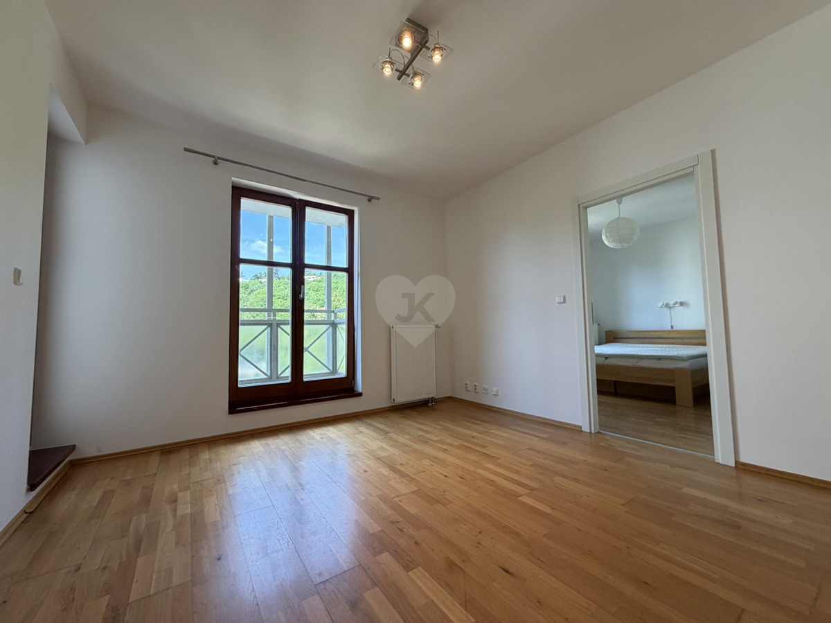 Photo 3 - Apartment for rent · 2+kk · 58 m²