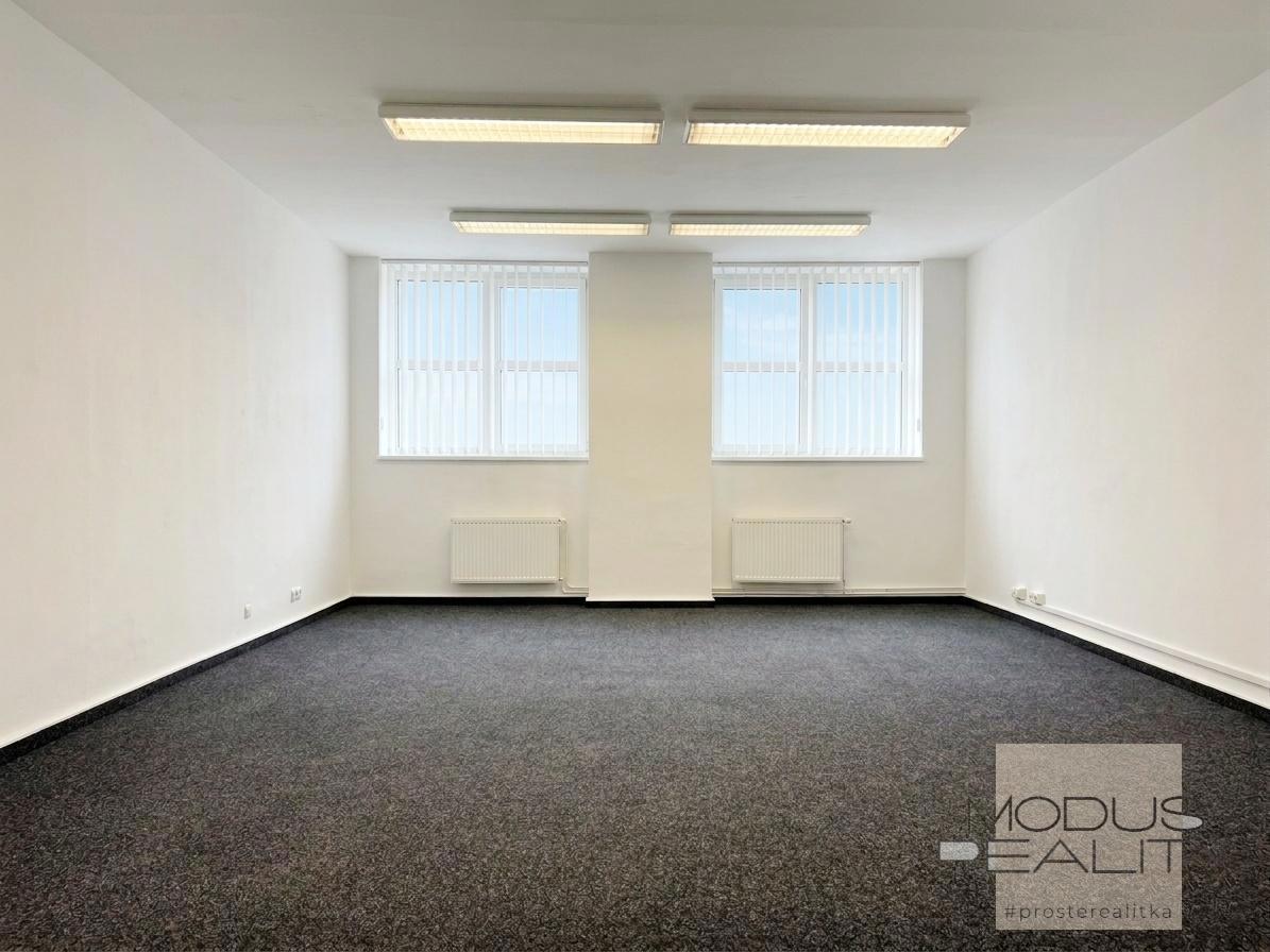 Photo 1 - Commercial property for rent · Office · 30 m²