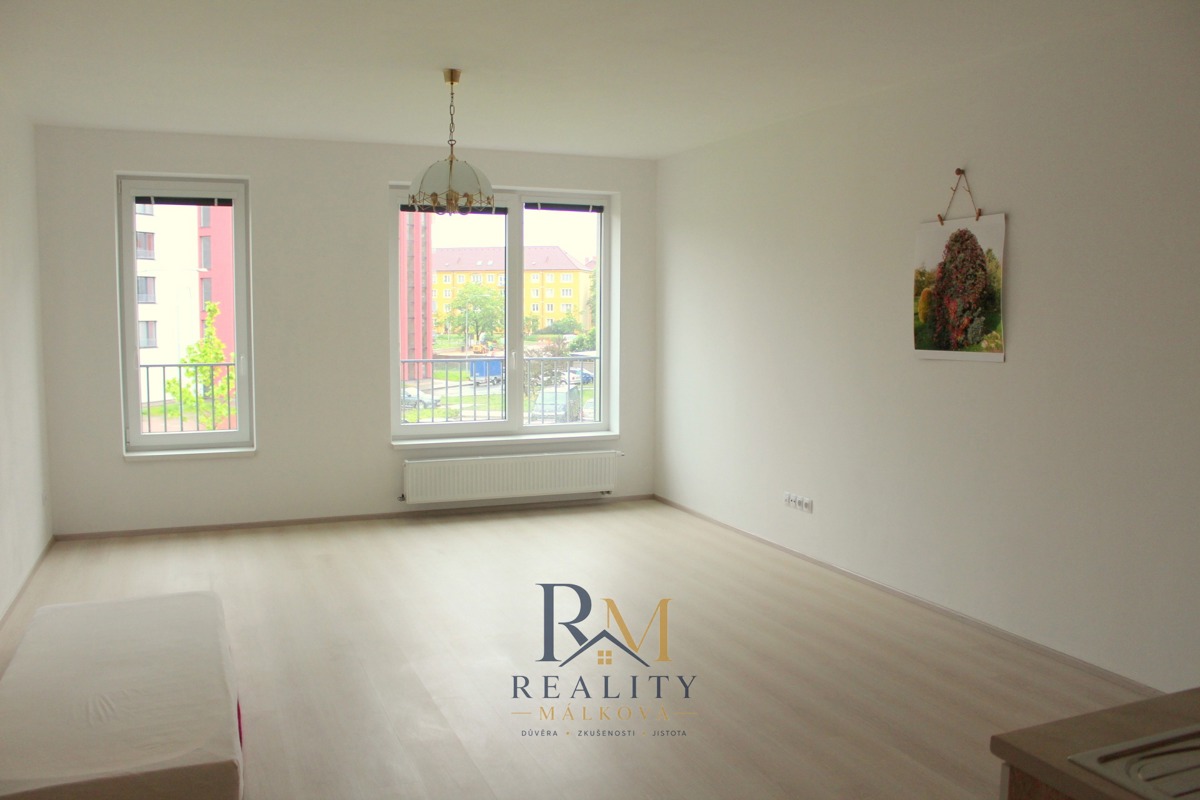 Photo 4 - Apartment for rent · 1+kk · 38 m²