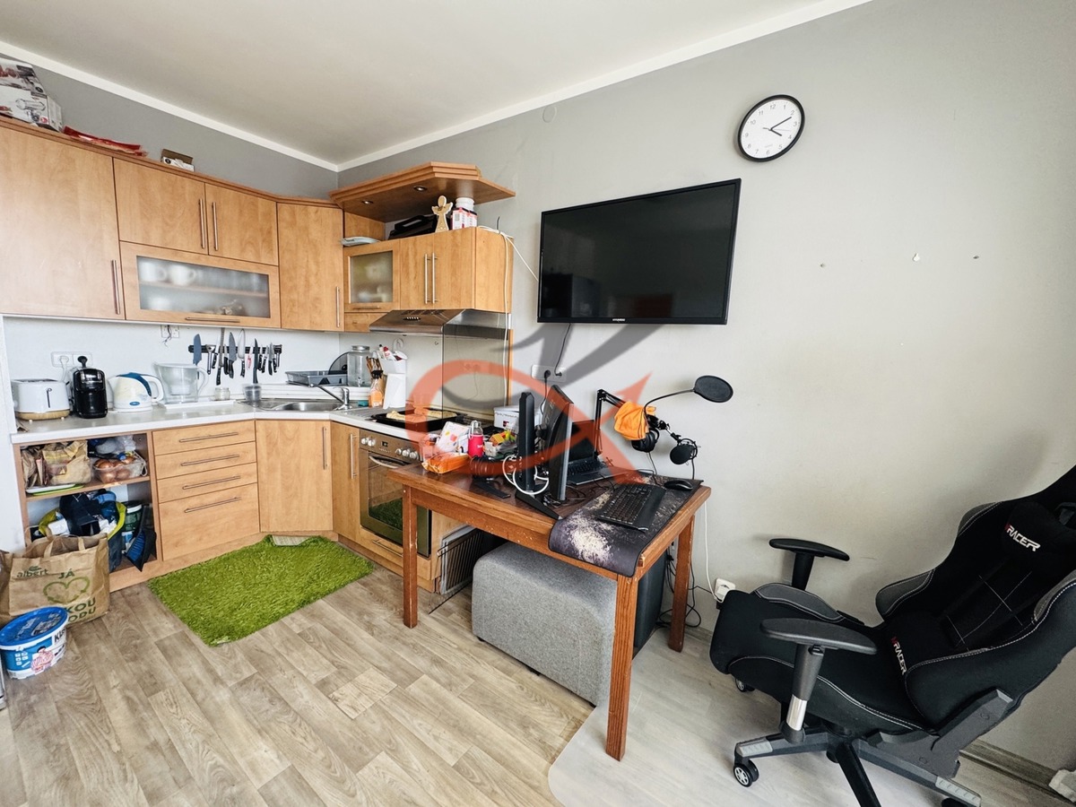 Fotografie 1 - Pronájem bytu · 2+kk · 41 m²
