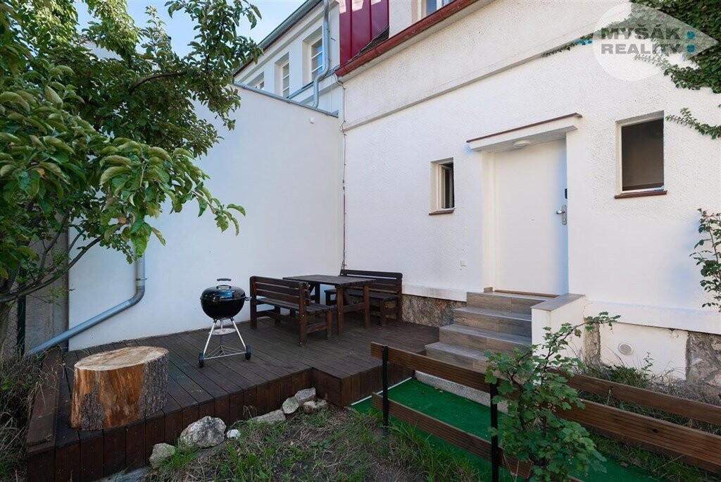Фото 3 - Продаж будинку · Сімейний будинок · 100 m² · 4 кімнати