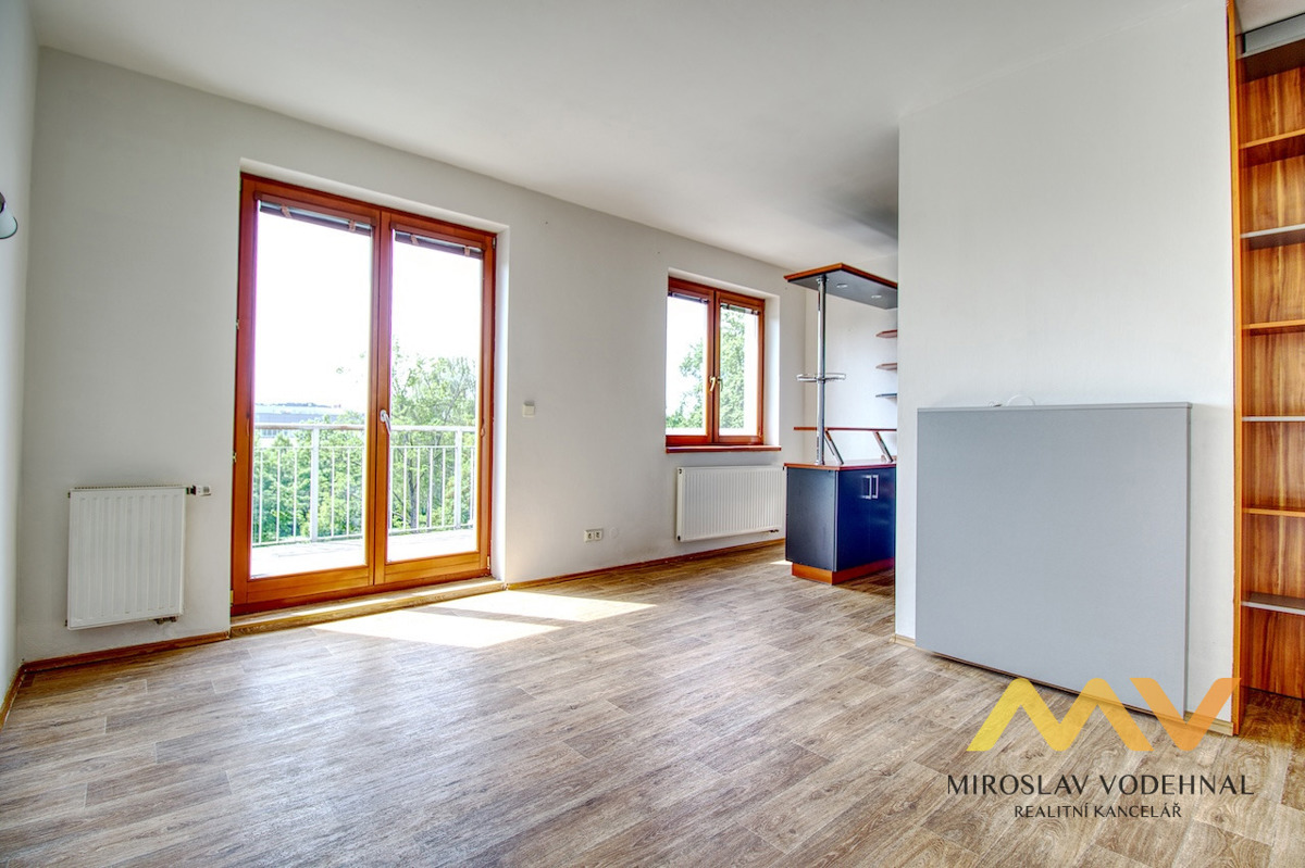 Photo 4 - Apartment for rent · 1+kk · 42 m²