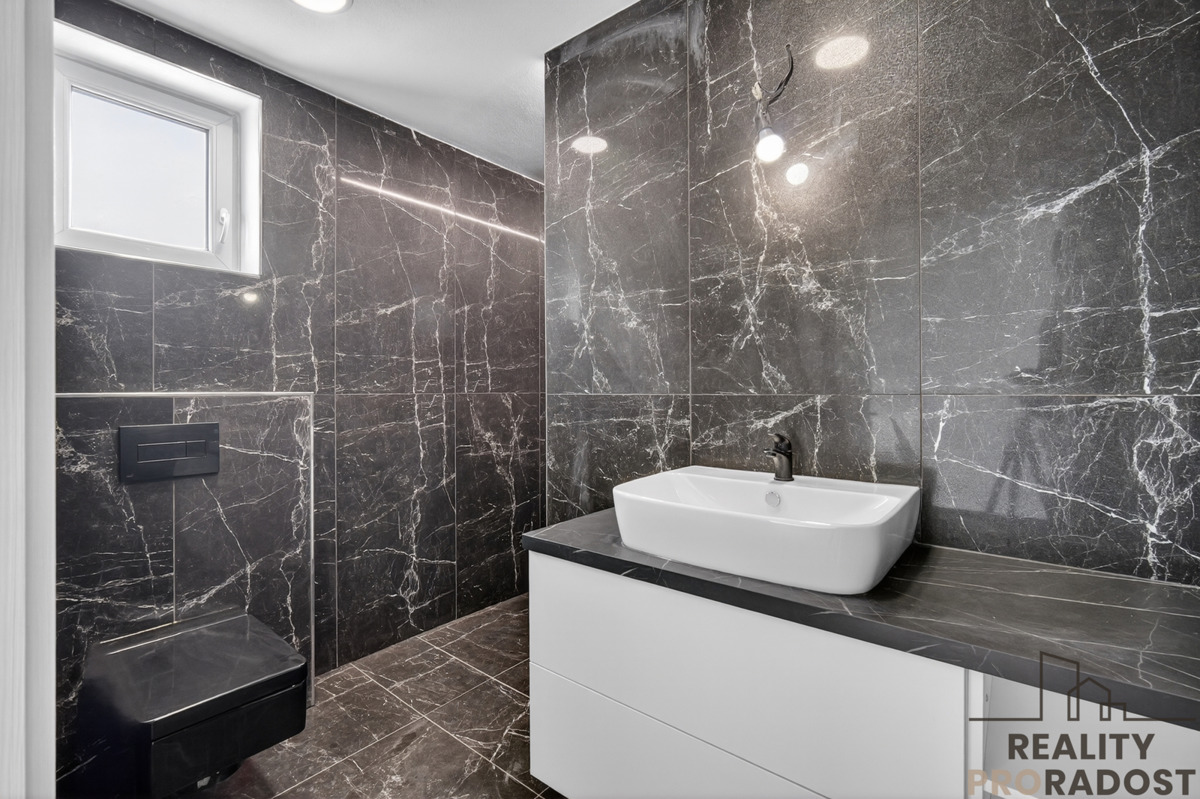 Fotografie 3 - Prodej bytu · 5+kk · 224 m²