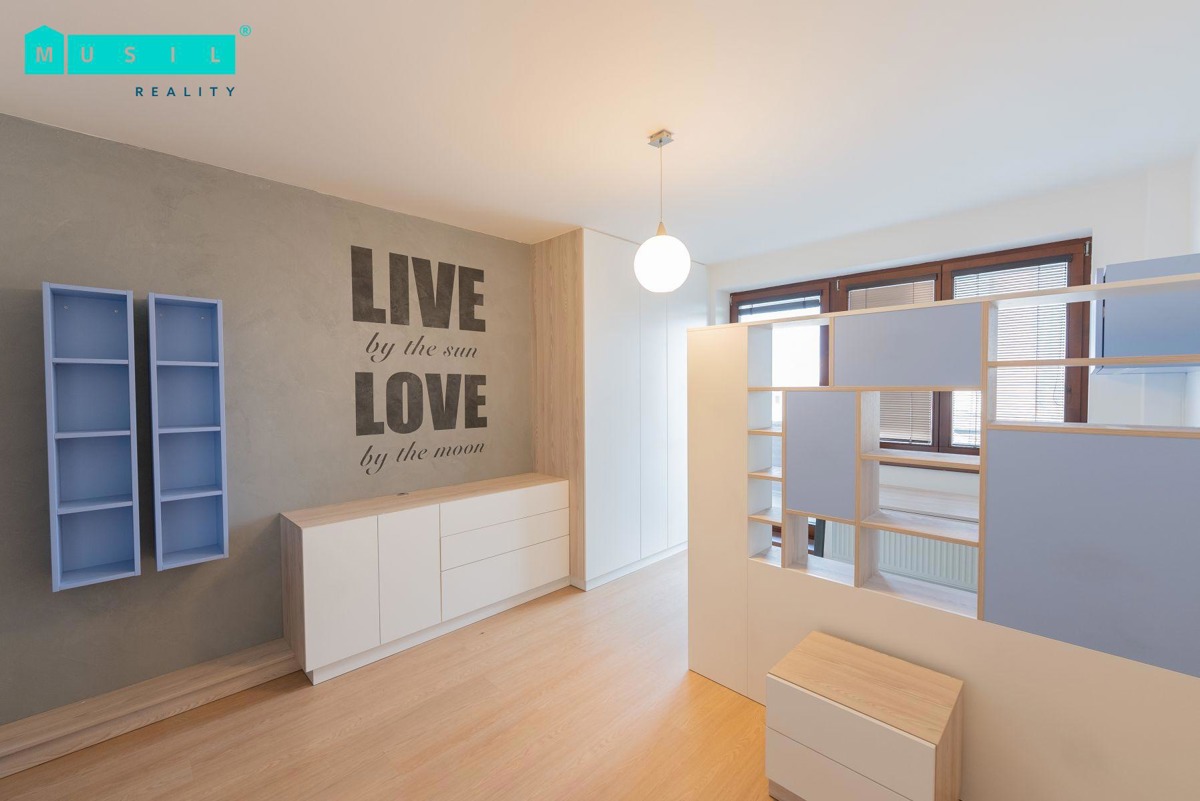 Photo 3 - Apartment for rent · 3+kk · 112 m²