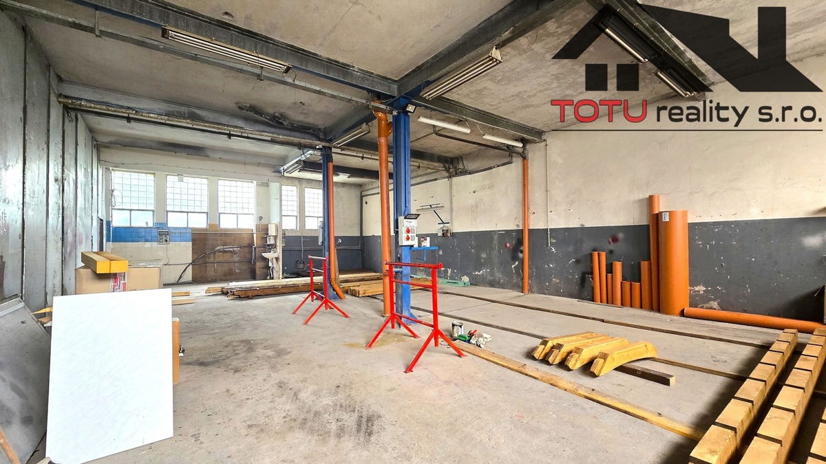 Photo 1 - Commercial property for rent · 135 m²