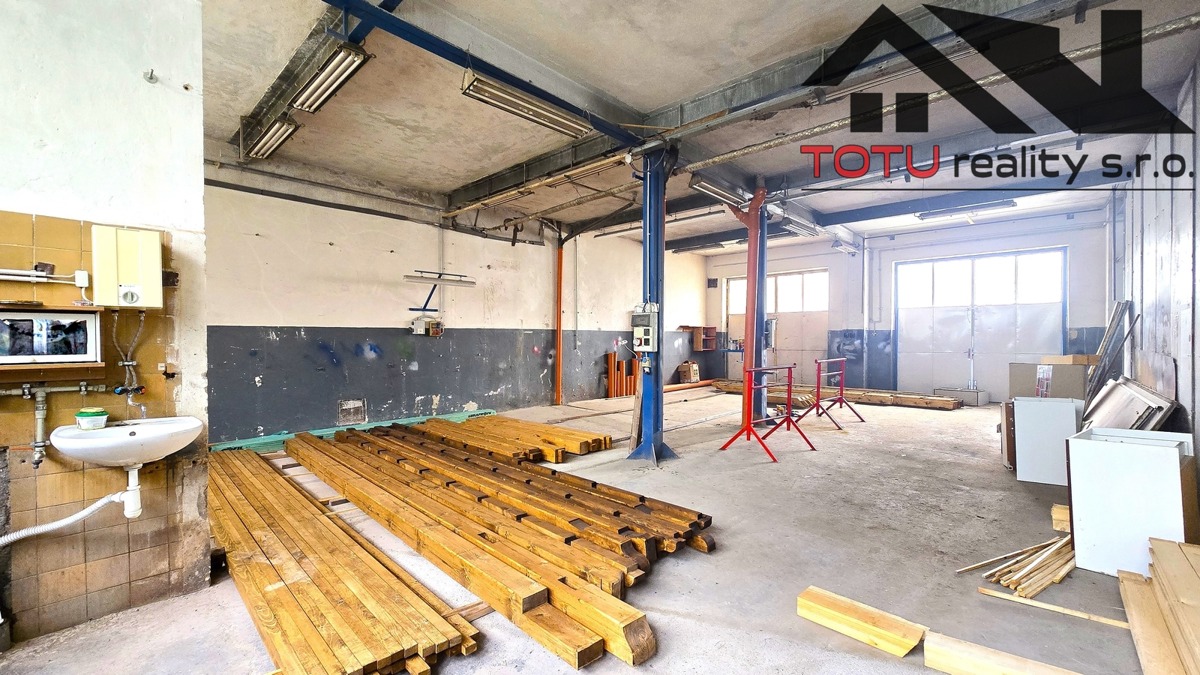 Photo 2 - Commercial property for rent · 135 m²