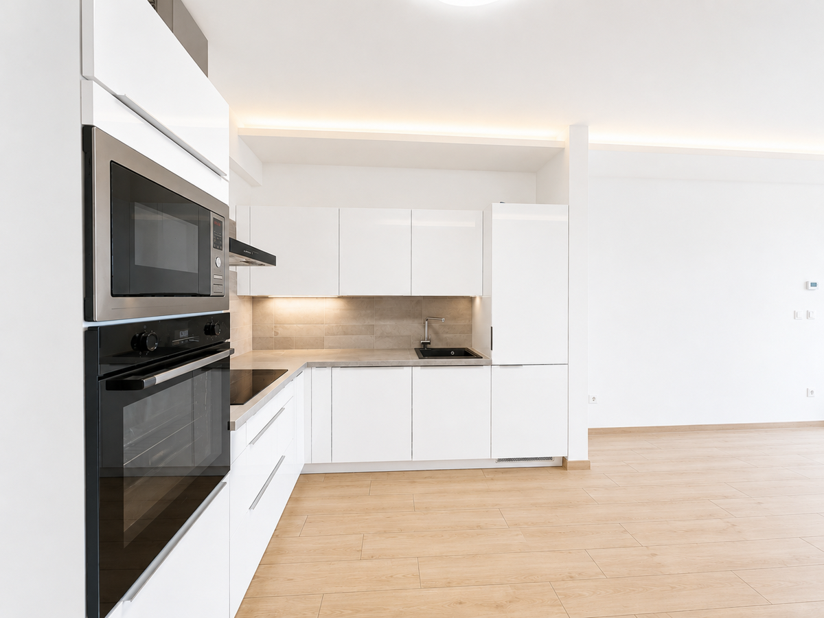 Hình ảnh 1 - Căn hộ cho thuê · 4+kk · 102 m²