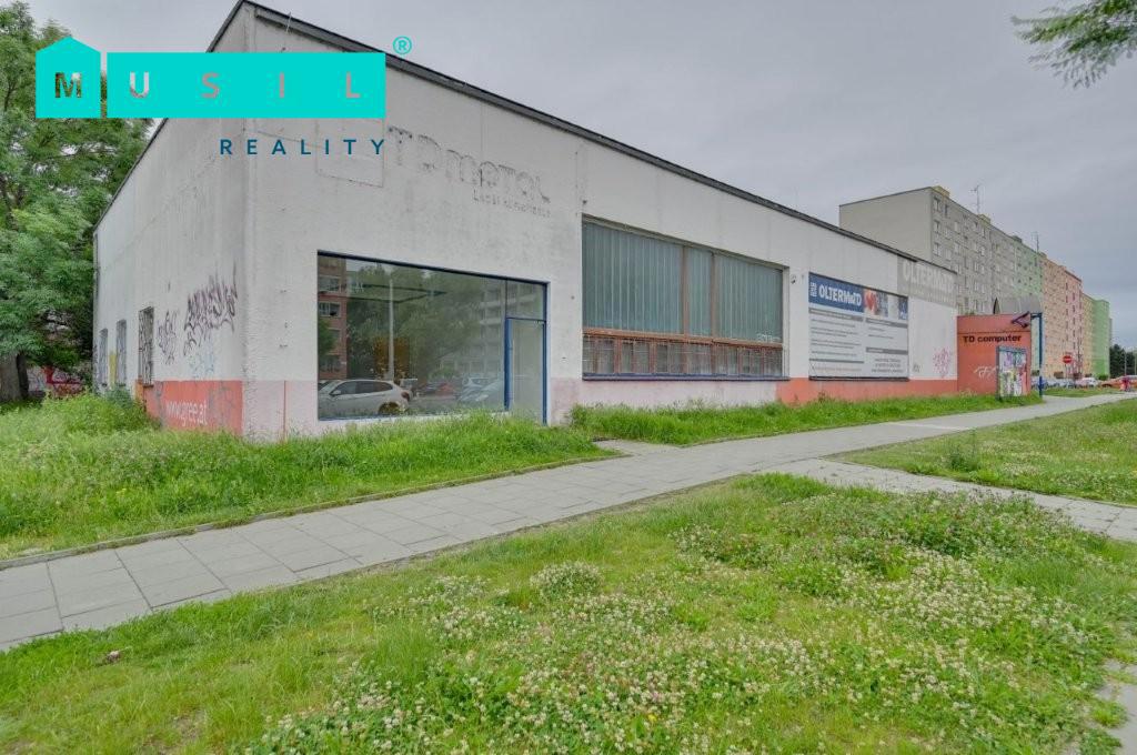 Photo 1 - Commercial property for rent · 542 m²