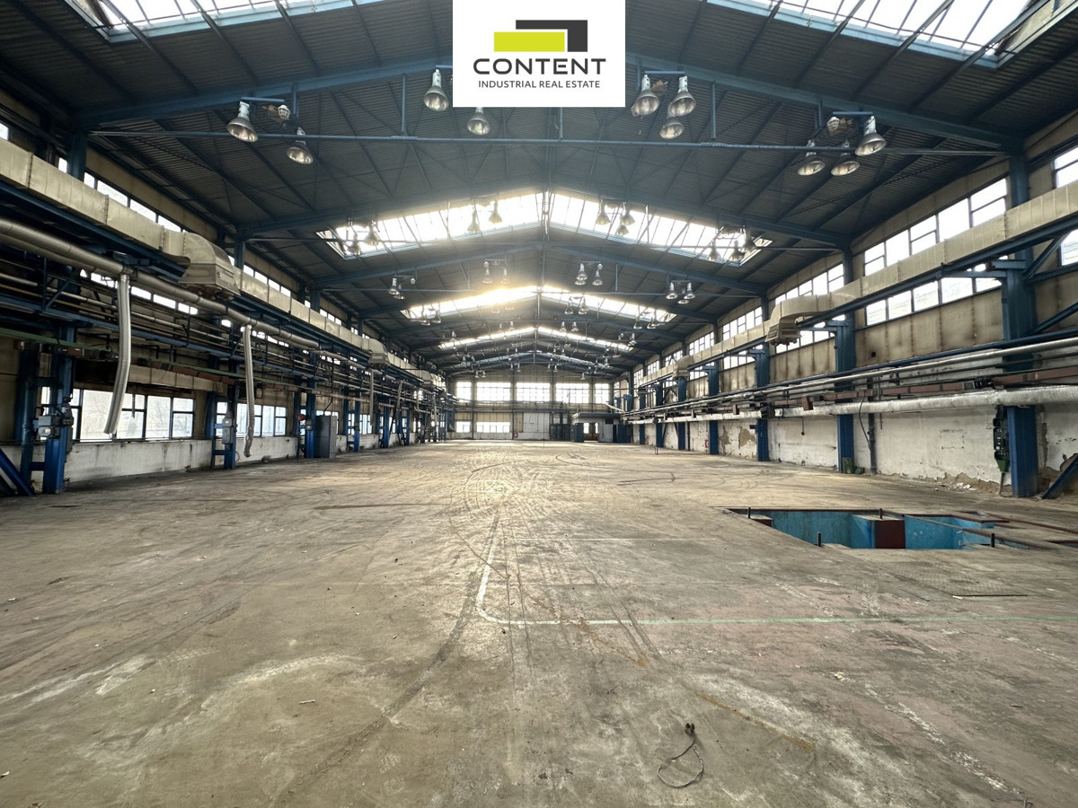 Photo 3 - Commercial property for rent · 2 050 m²