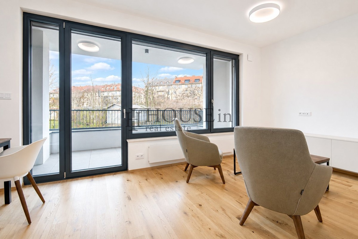 Fotografie 1 - Pronájem bytu · 1+kk · 40 m²