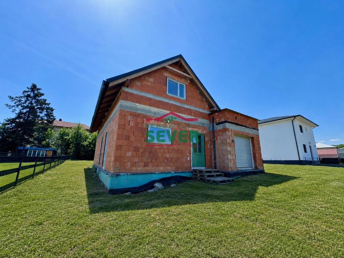 Фото 1 - Продаж будинку · Сімейний будинок · 180 m² · 4 кімнати