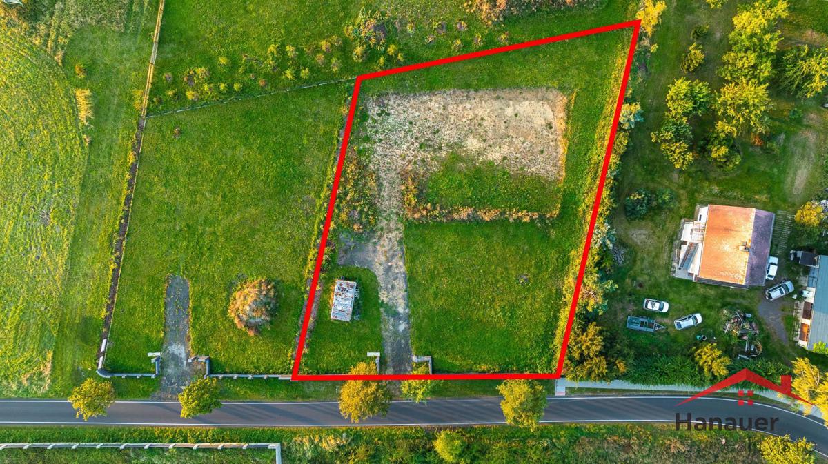 Photo 4 - Land for sale · Housings · 1 950 m²