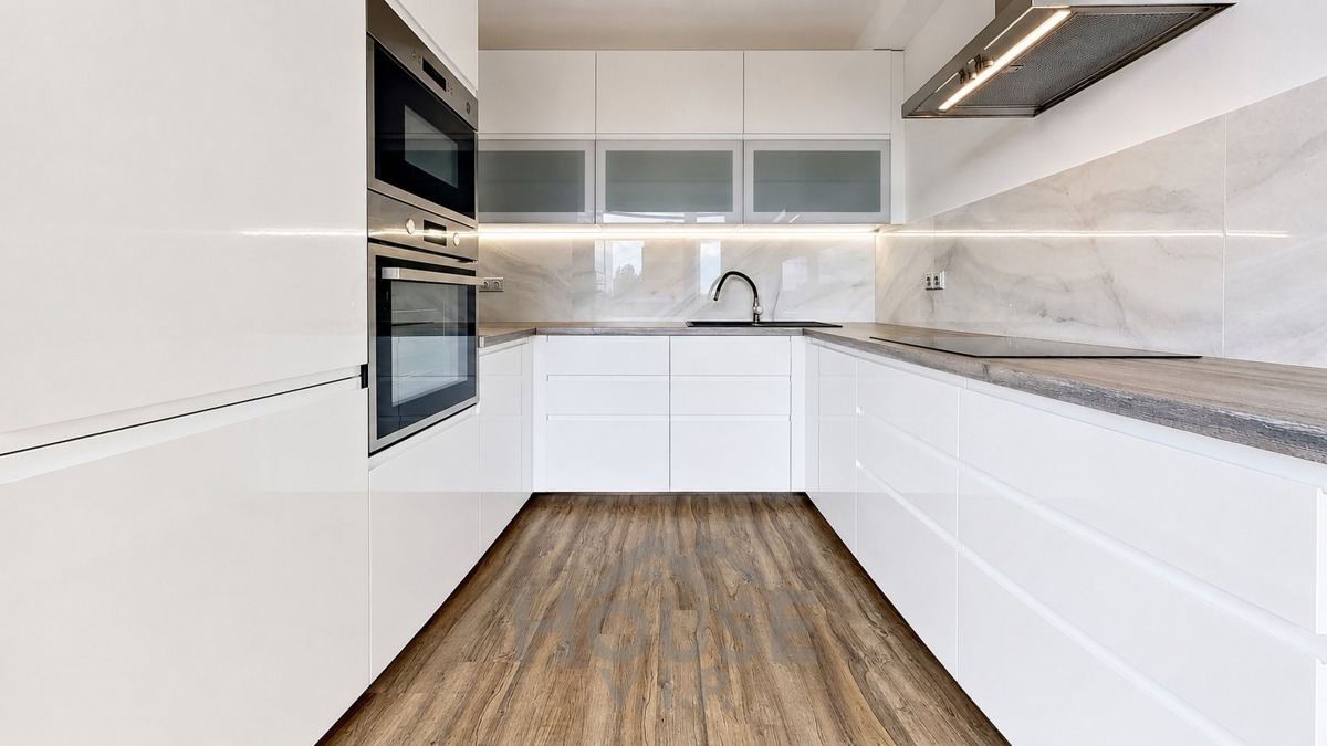 Фото 2 - Продаж квартири · 3+1 · 69 m²