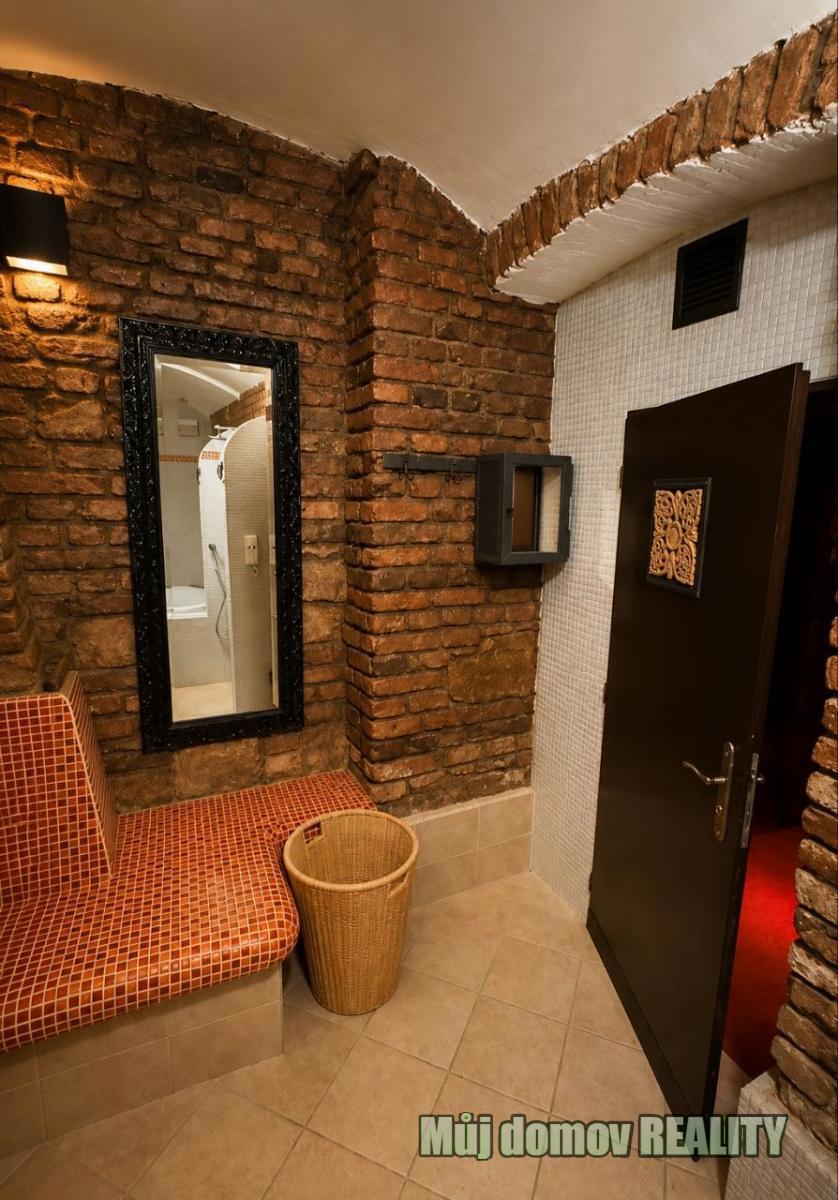 Fotografie 1 - Prodej komerční nemovitosti · Ordinace · 80 m²