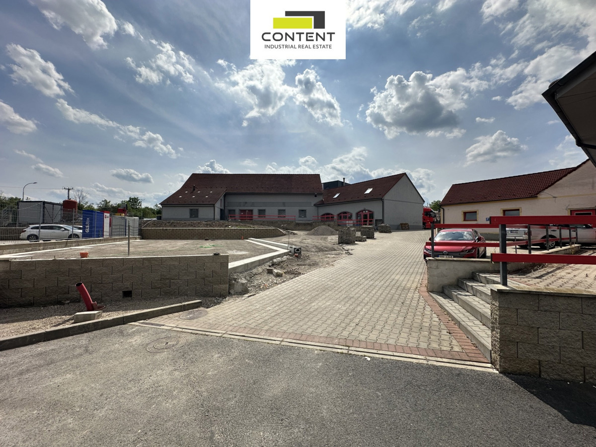Photo 1 - Commercial property for rent · Warehouse · 445 m²