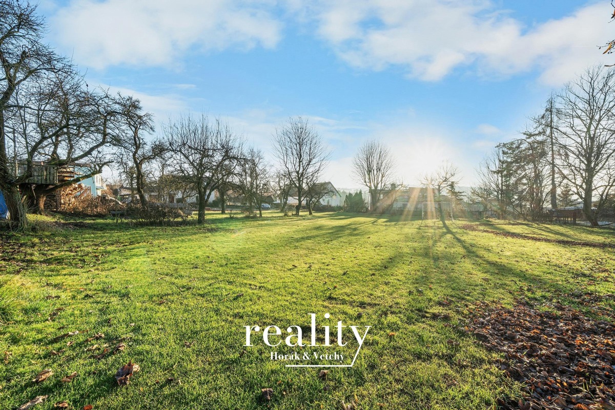 Photo 4 - Land for sale · Housings