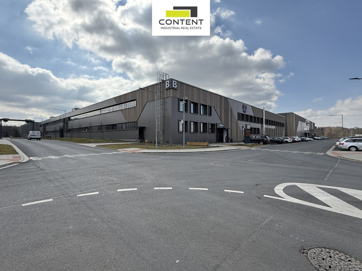Photo 2 - Commercial property for rent · Warehouse · 36 000 m²