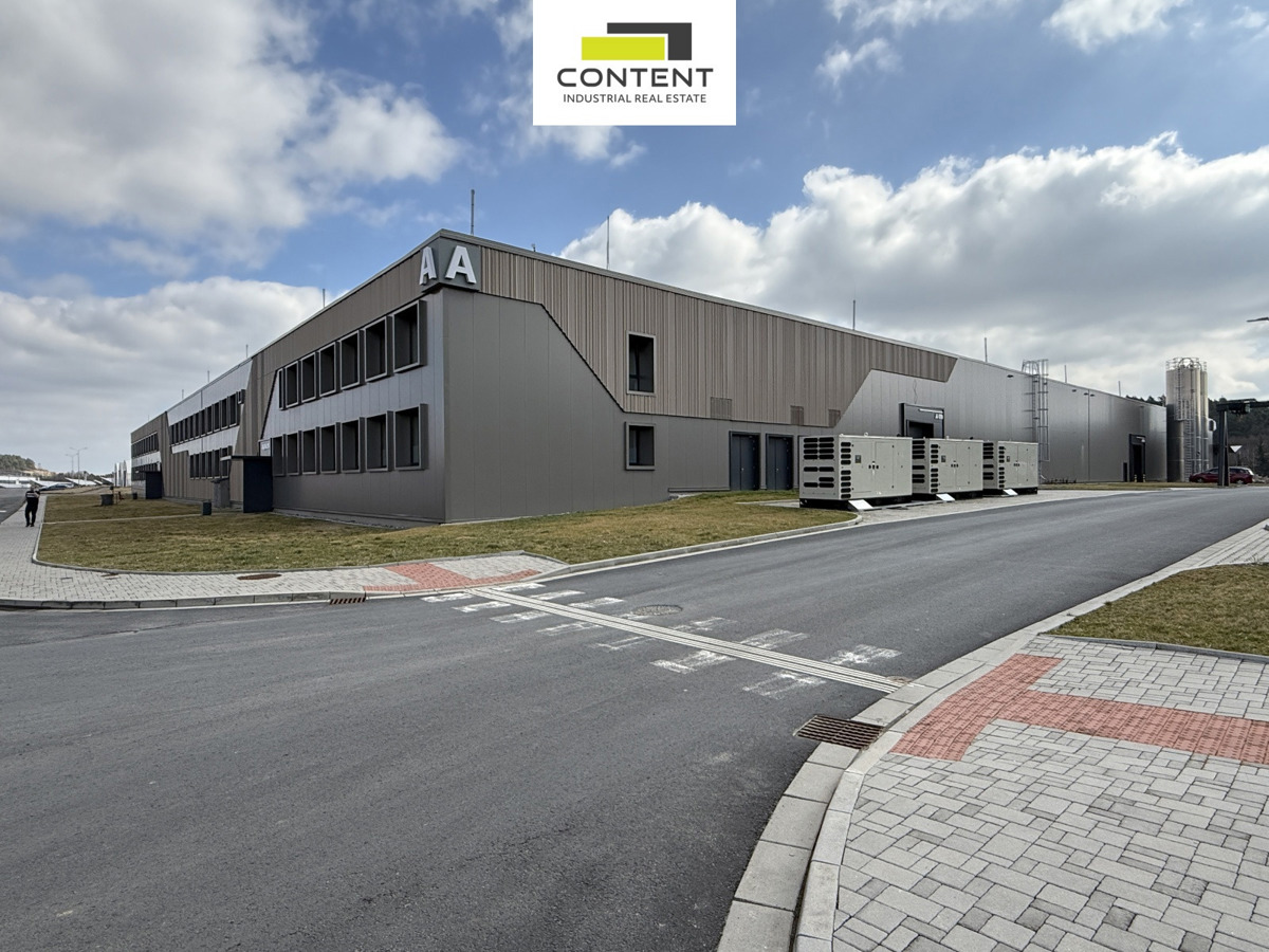 Photo 3 - Commercial property for rent · Warehouse · 36 000 m²