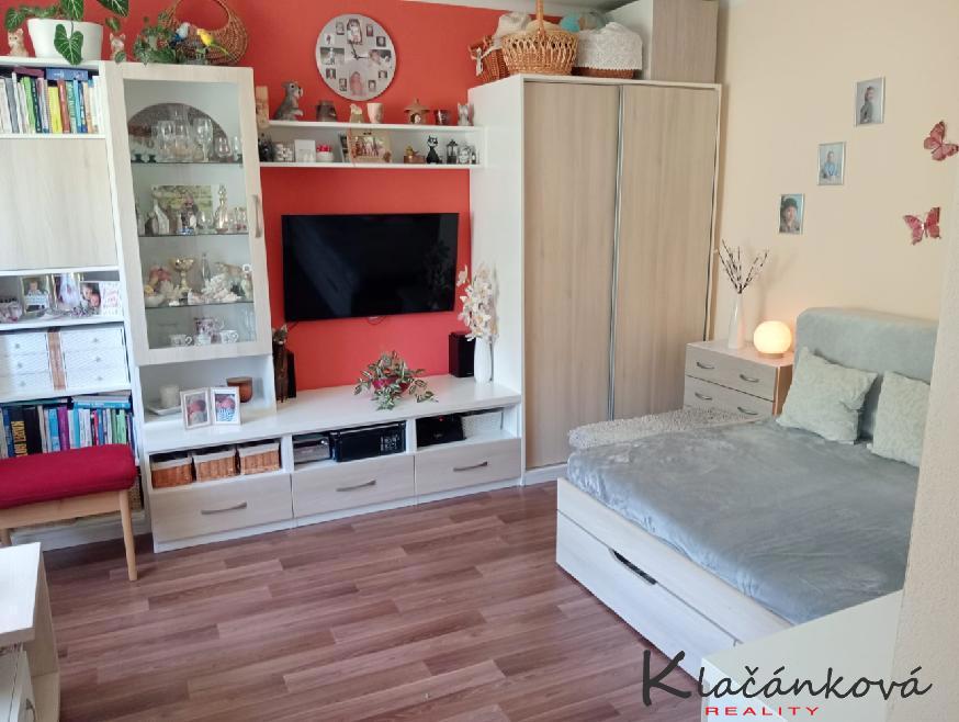 Photo 2 - Apartment for sale · 1+1