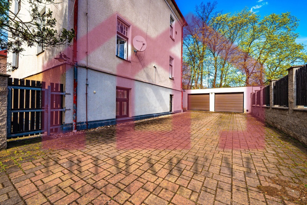 Photo 4 - House for sale · Family house · 300 m² · 5 rooms