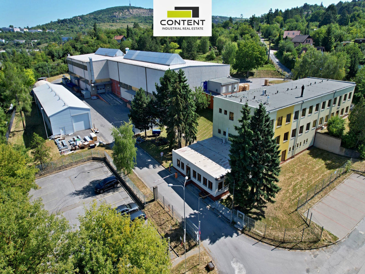 Photo 1 - Commercial property for sale · Warehouse · 6 100 m²