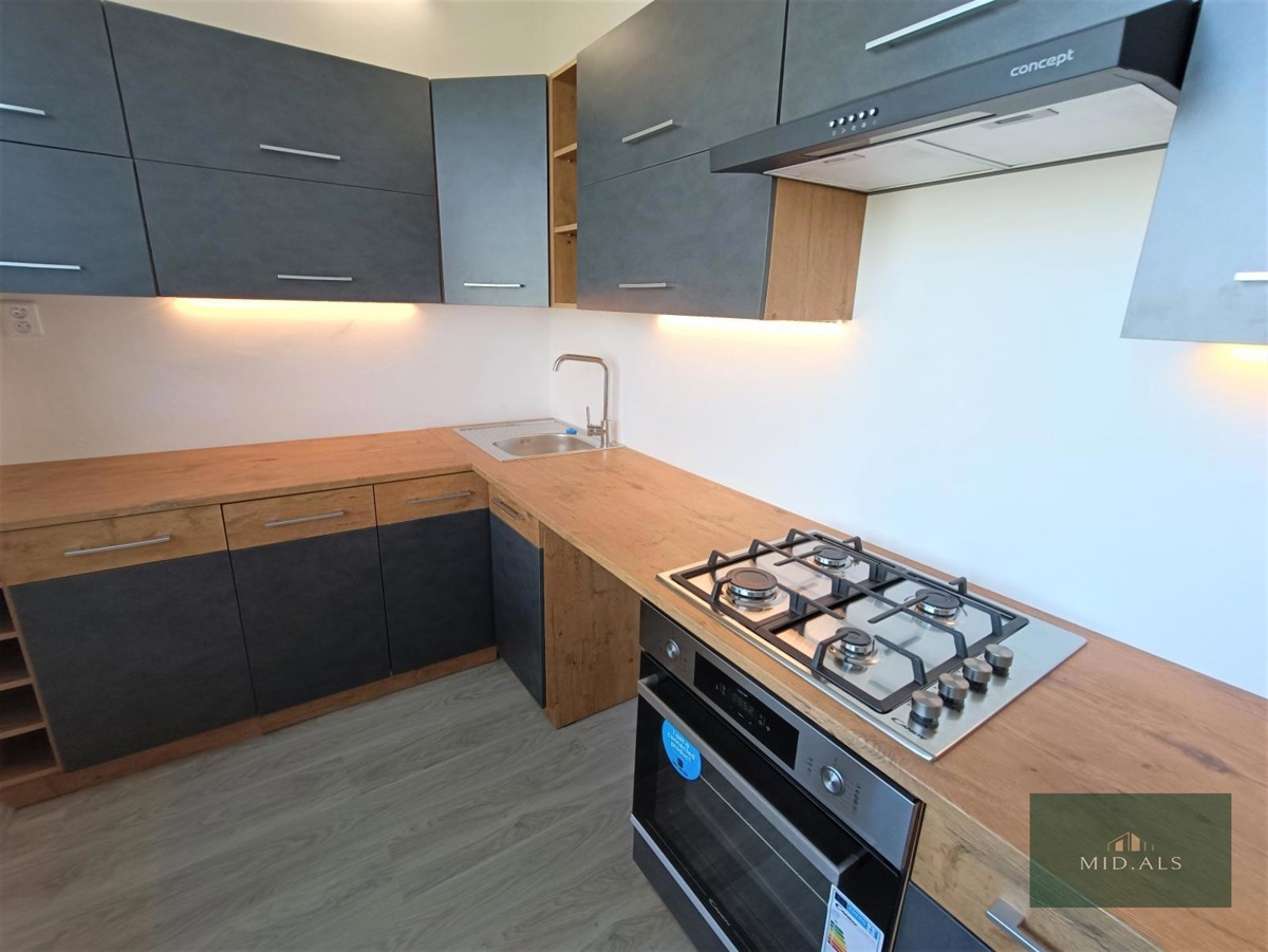 Photo 4 - Apartment for sale · 3+1