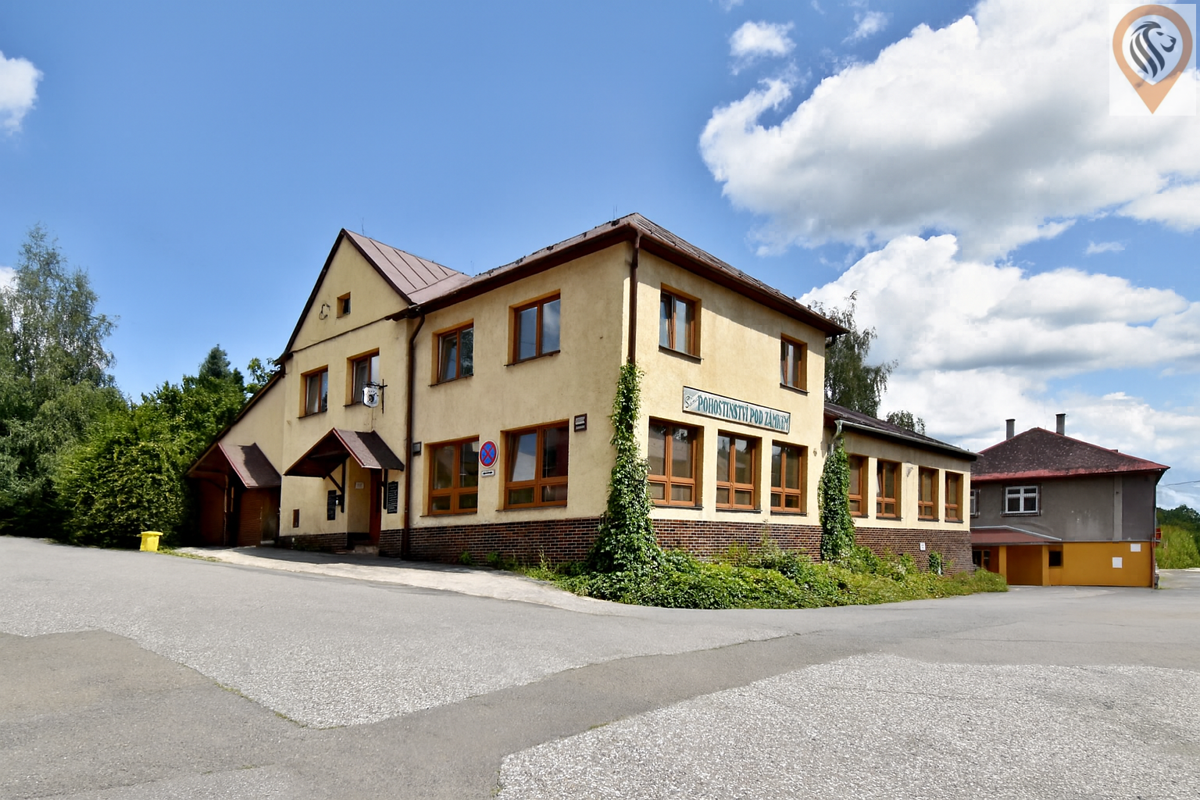 Photo 1 - Commercial property for sale · 553 m²
