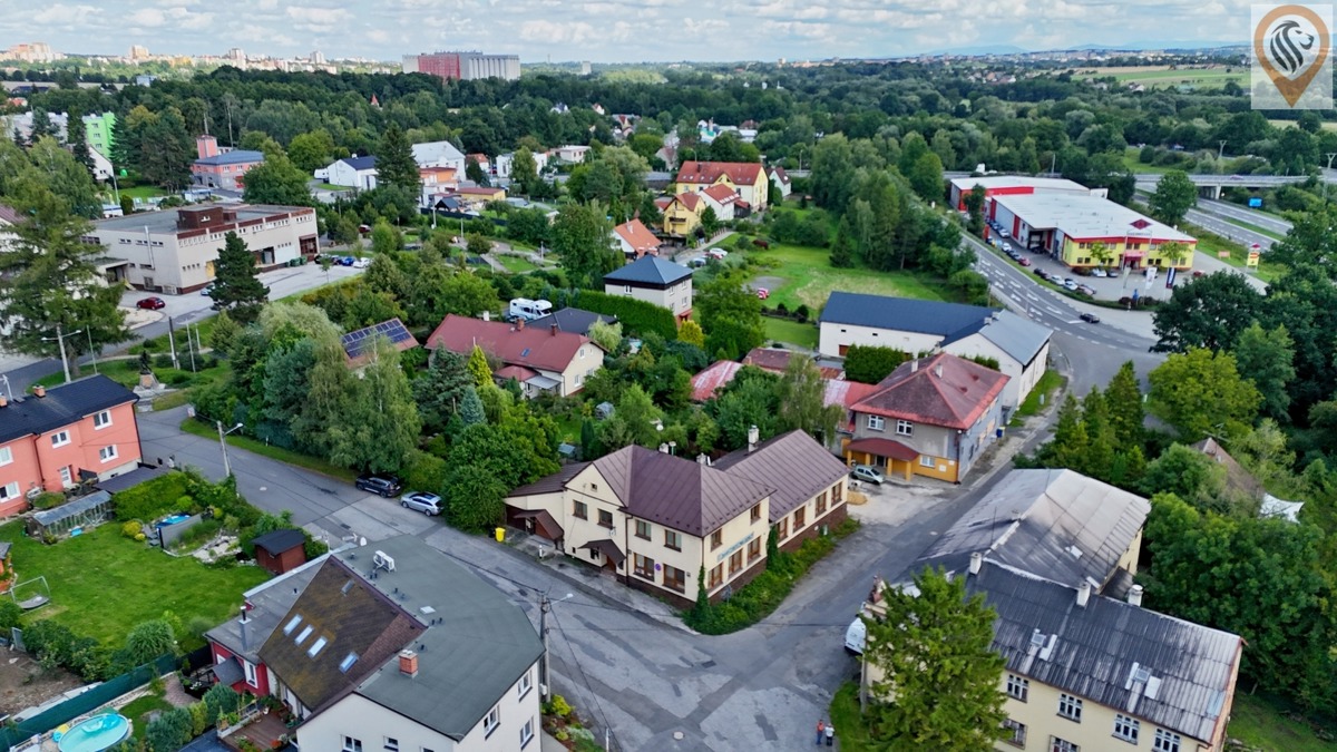Photo 3 - Commercial property for sale · 553 m²