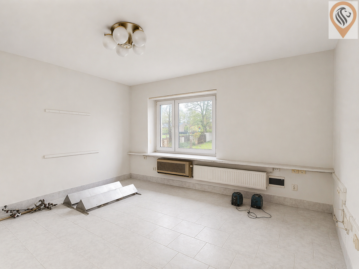 Фото 2 - Продаж будинку · Сімейний будинок · 250 m² · 5 кімнат