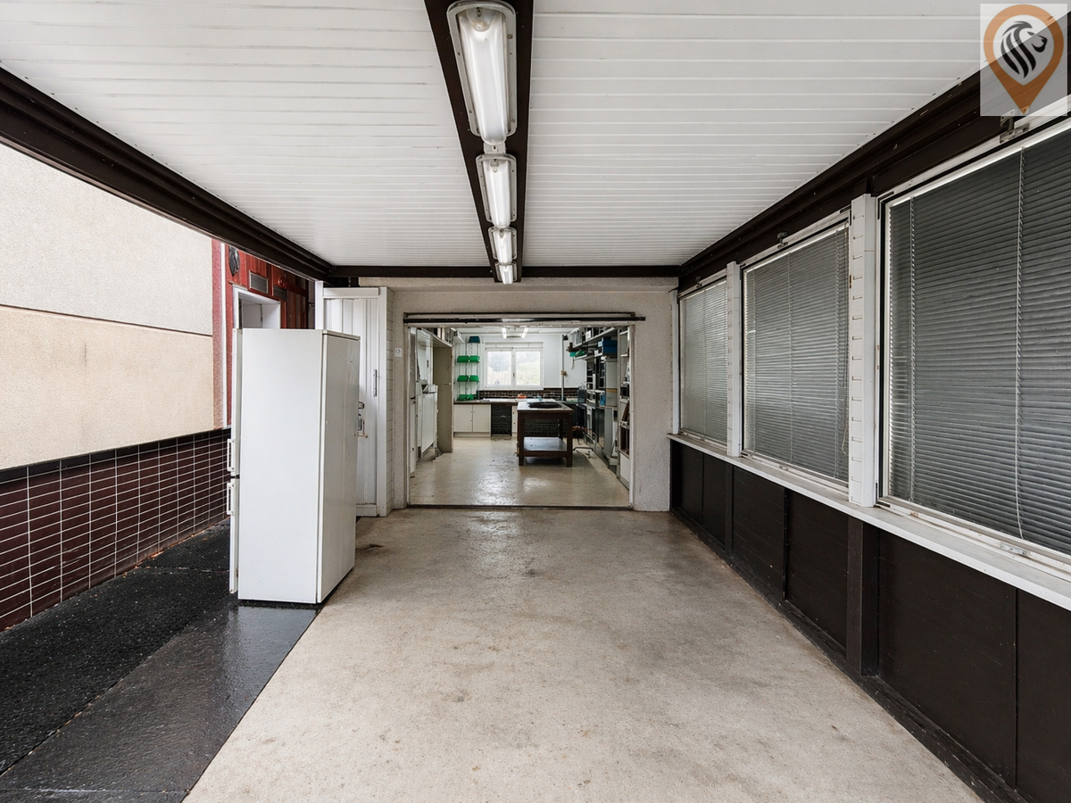 Фото 4 - Продаж будинку · Сімейний будинок · 250 m² · 5 кімнат