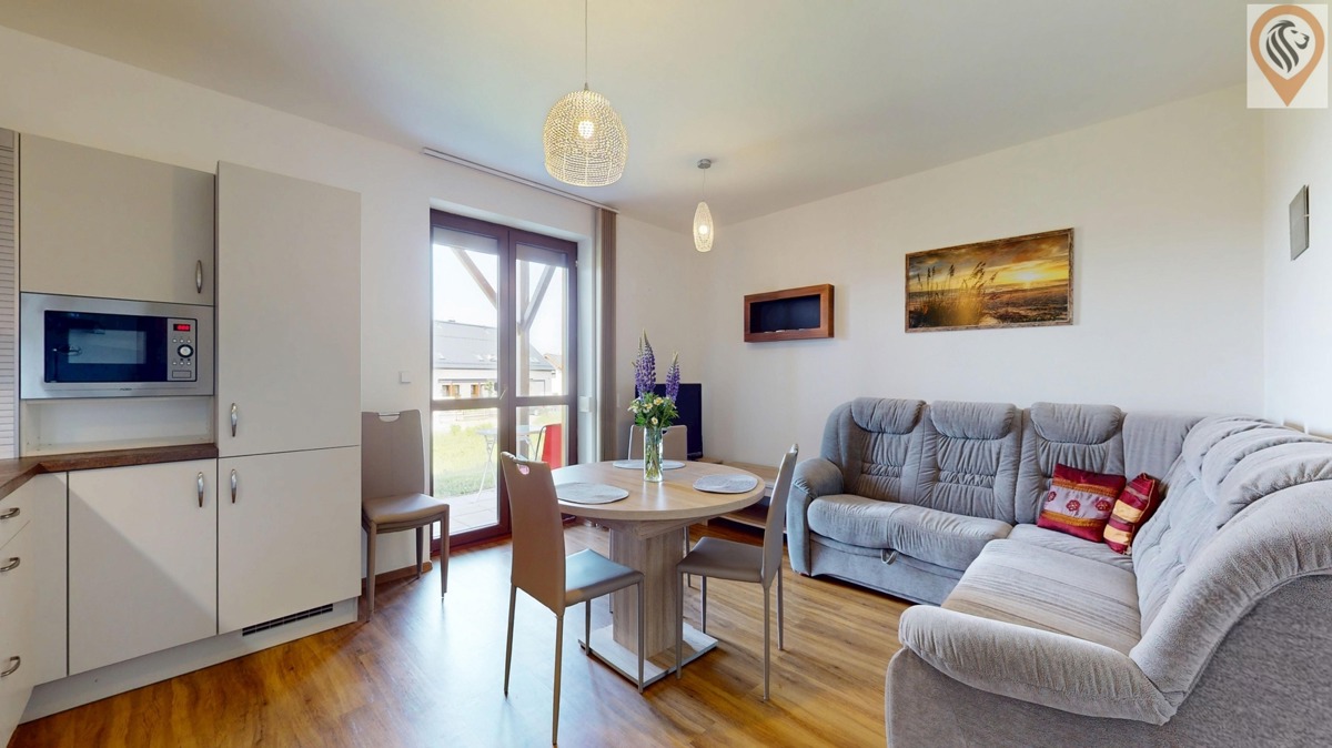 Фото 2 - Продаж квартири · 2+kk · 47 m²