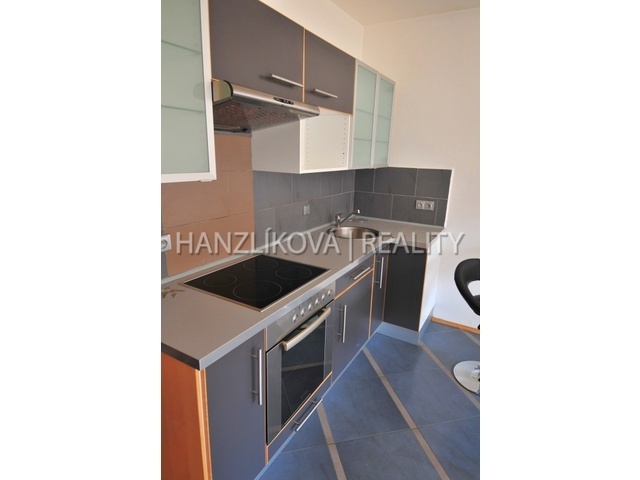 Photo 3 - Apartment for rent · 2+kk · 35 m²