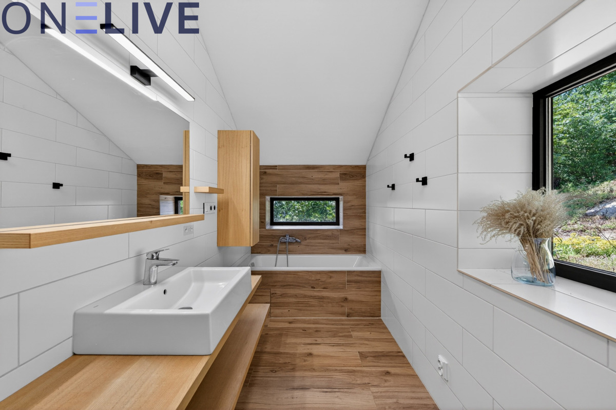Fotografie 2 - Prodej domu · Rodinný · 164 m² · 4 pokoje