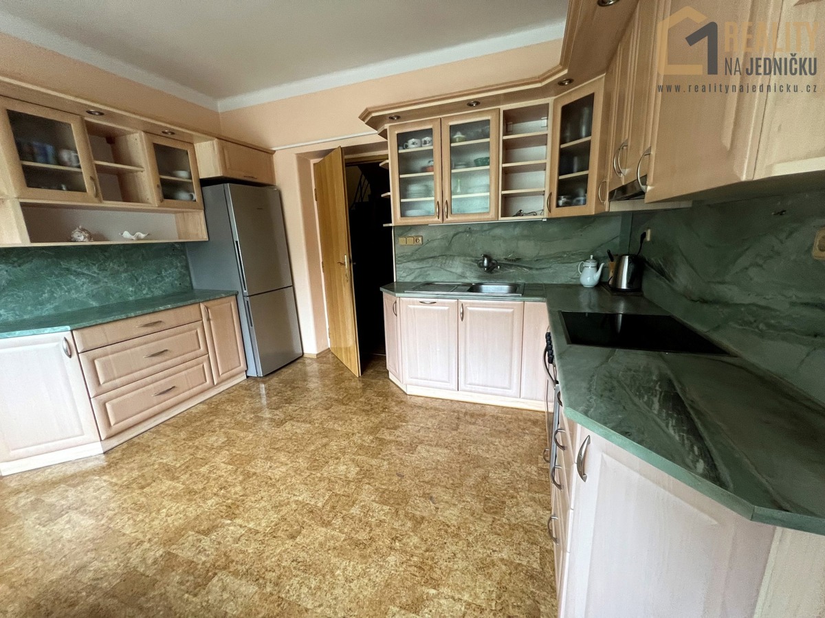 Фото 3 - Продаж будинку · Сімейний будинок · 160 m² · 5 кімнат