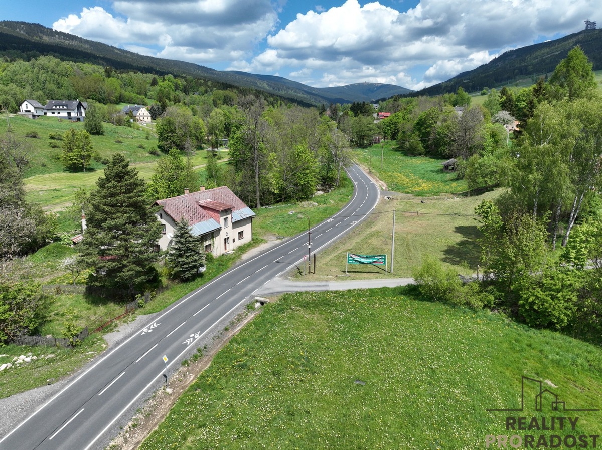 Фото 3 - Продаж комерційної нерухомості · Об'єкт розміщення · 200 m²