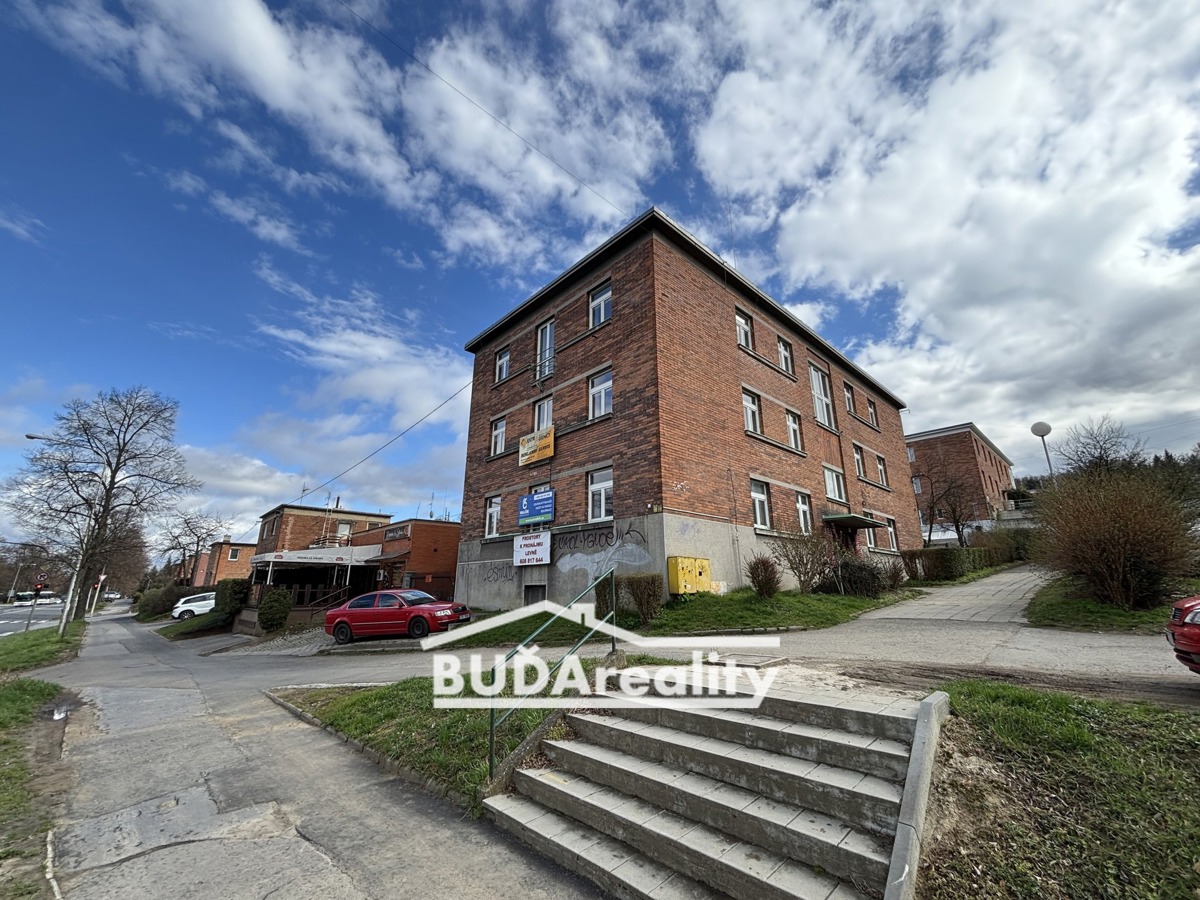 Photo 1 - Commercial property for rent · Office · 11 m²