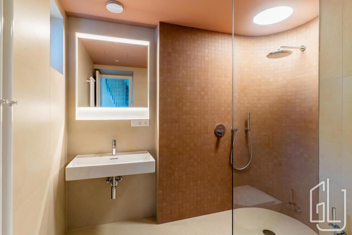 Hình ảnh 2 - Căn hộ bán · 3+kk · 87 m²