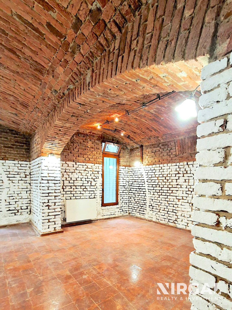 Фото 2 - Продажа коммерческой недвижимости · 86 m²