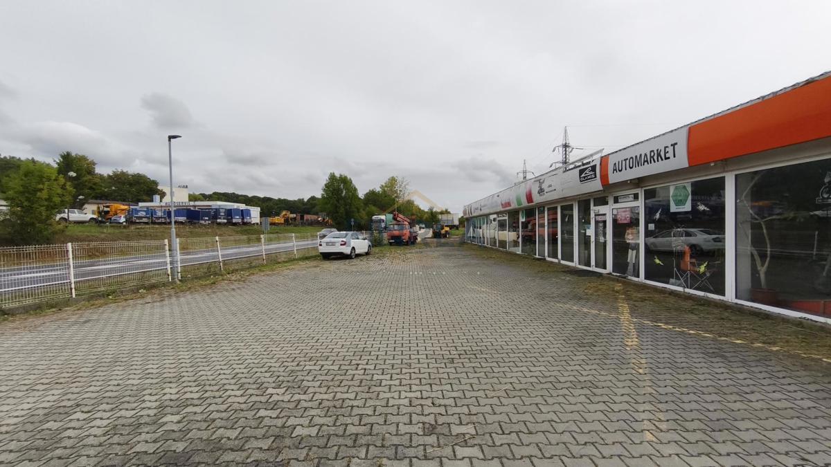 Photo 3 - Commercial property for rent · 531 m²